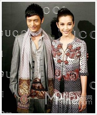 趙薇陳坤最默契 盤點(diǎn)2009年度明星情侶裝之最(圖)