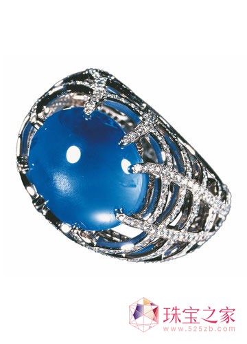 Chaumet {ʯ@Wͽָ