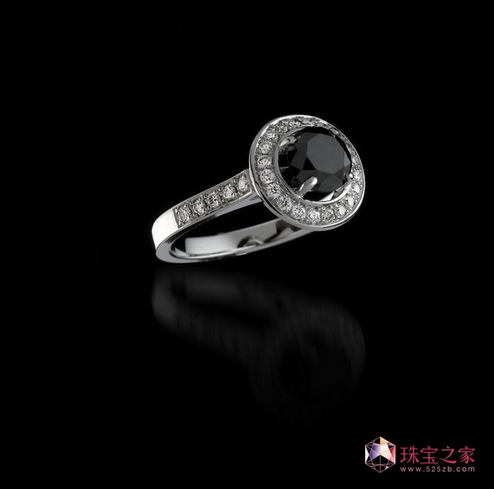 Diamondland的彩色鉆石世界