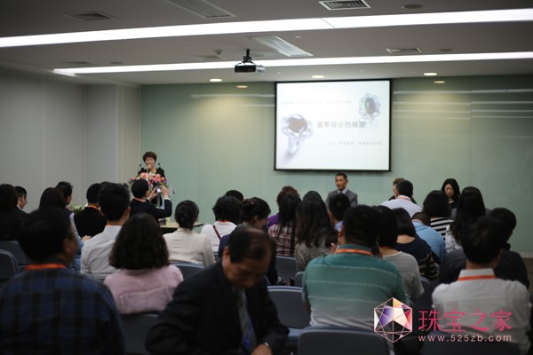 2015Ϻ(gu)H錚չ[(hu)56-10Ϻչ[^¡eЁ(li)22(g)(gu)Һ͵؅^(q)1000I(y)չkՈ(qng)ИI(y)ek}v_չʵչڻ(dng)