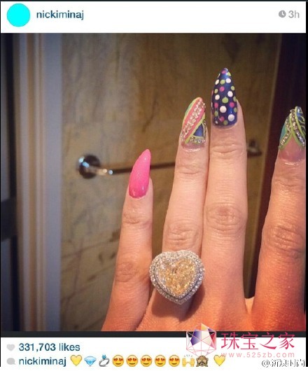 Nicki Minajӆ@