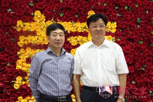 Ї(gu)錚ʯИI(y)f(xi)(hu)(hu)L(zhng)ʷcmF(tun)L(zhng)mڽmӰ