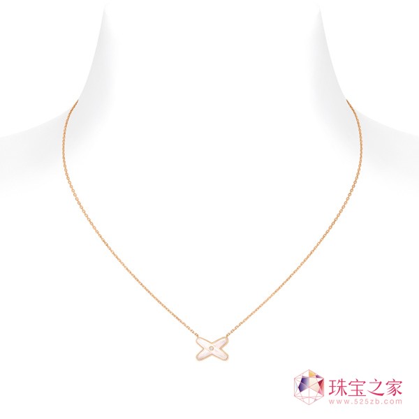 CHAUMET y߈AA룬̤