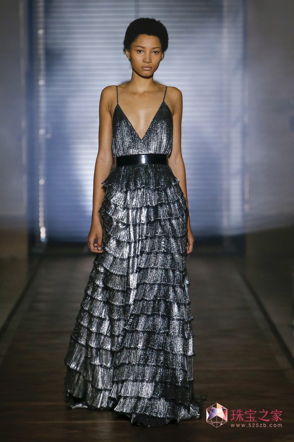 Givenchy 2018ϵи߶rb