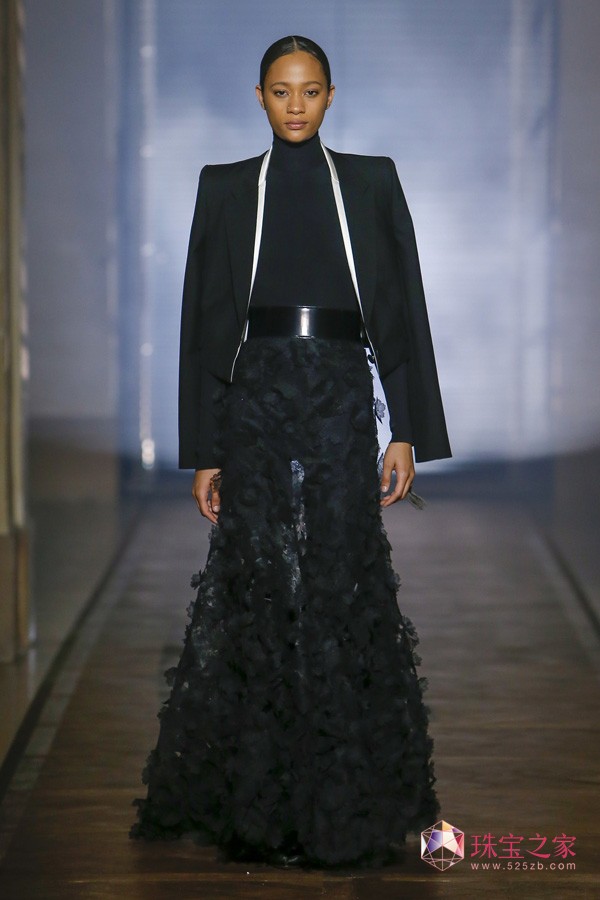 Givenchy 2018ϵи߶rb