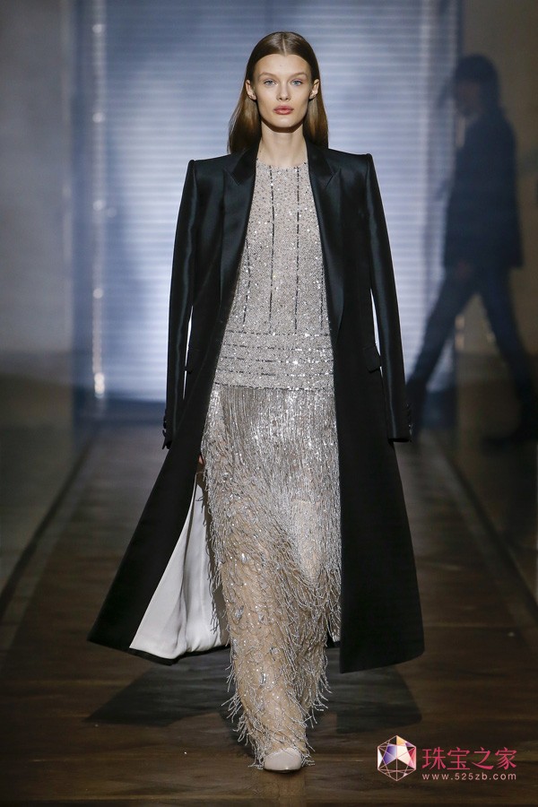 Givenchy 2018ϵи߶rb