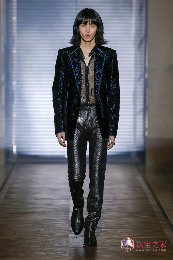Givenchy 2018ϵи߶rb