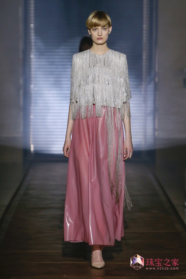Givenchy ɫ 2018 ߶rb