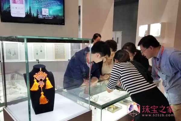 錚չϵġƽ̳ǡ錚ƽչFϺ錚չ